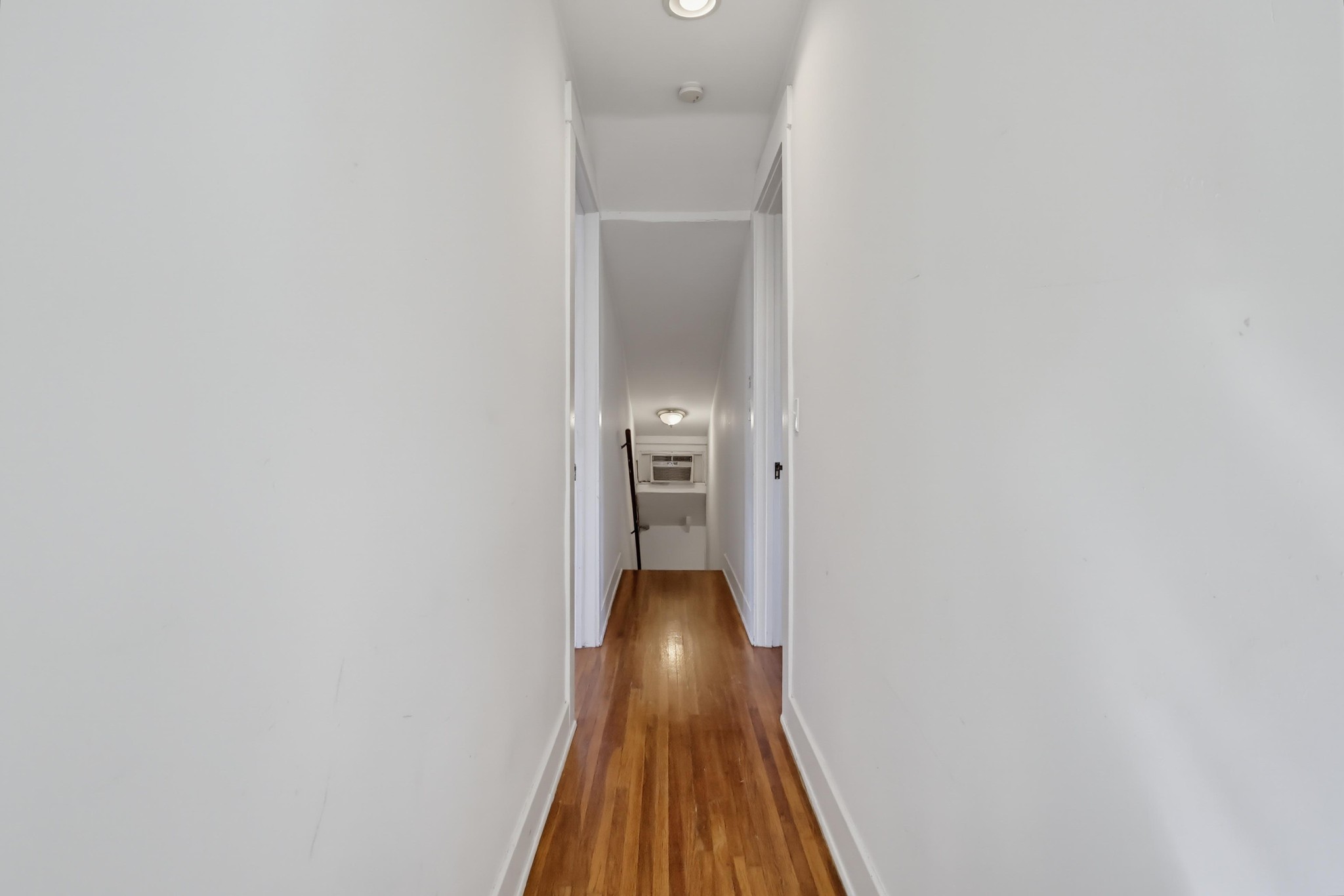 Virtual tour photo 44 of 76 for 1121 Benton Wy