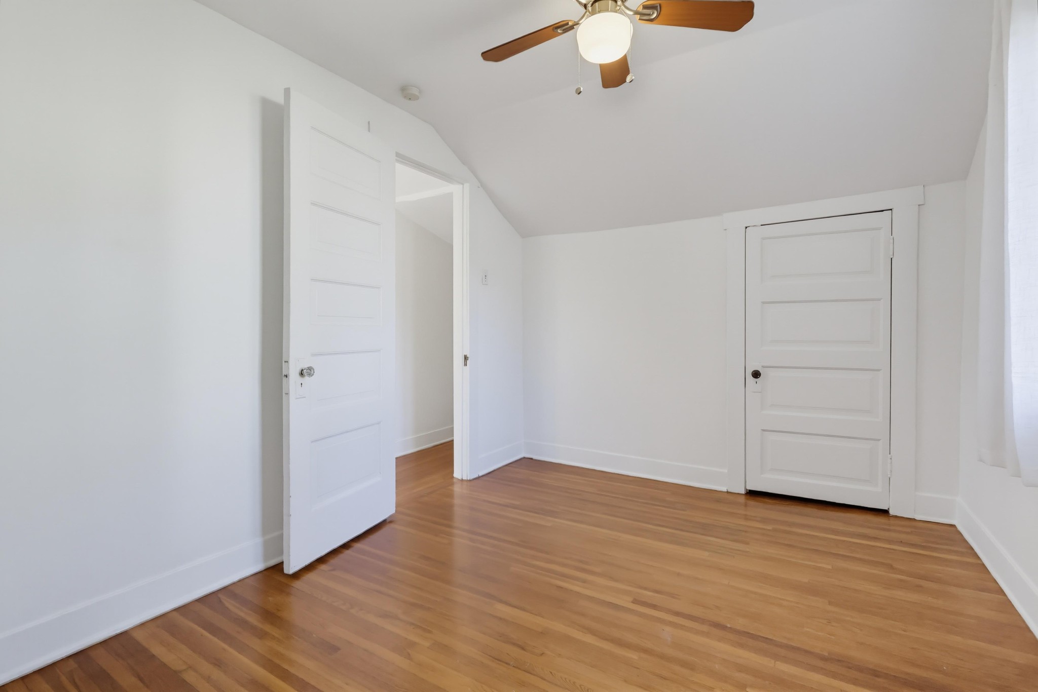 Virtual tour photo 47 of 76 for 1121 Benton Wy