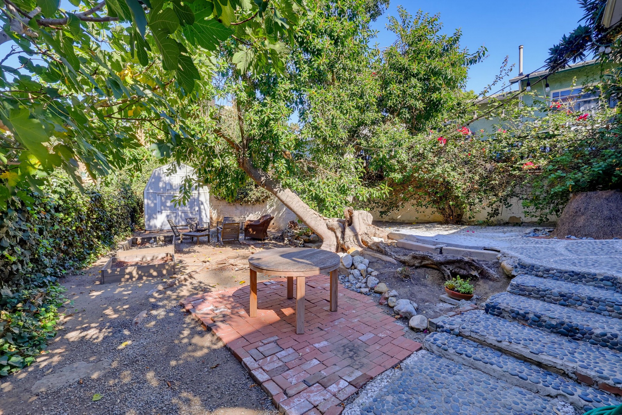 Virtual tour photo 62 of 76 for 1121 Benton Wy