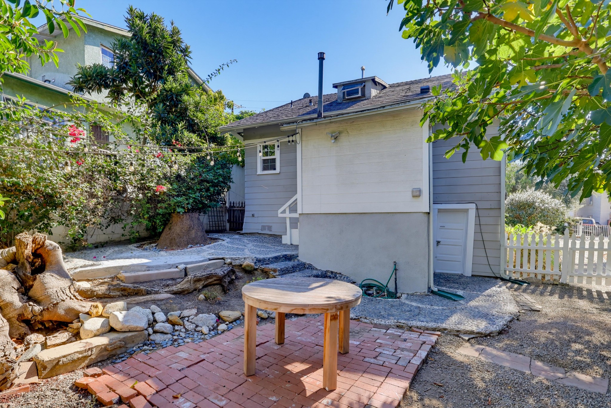 Virtual tour photo 65 of 76 for 1121 Benton Wy