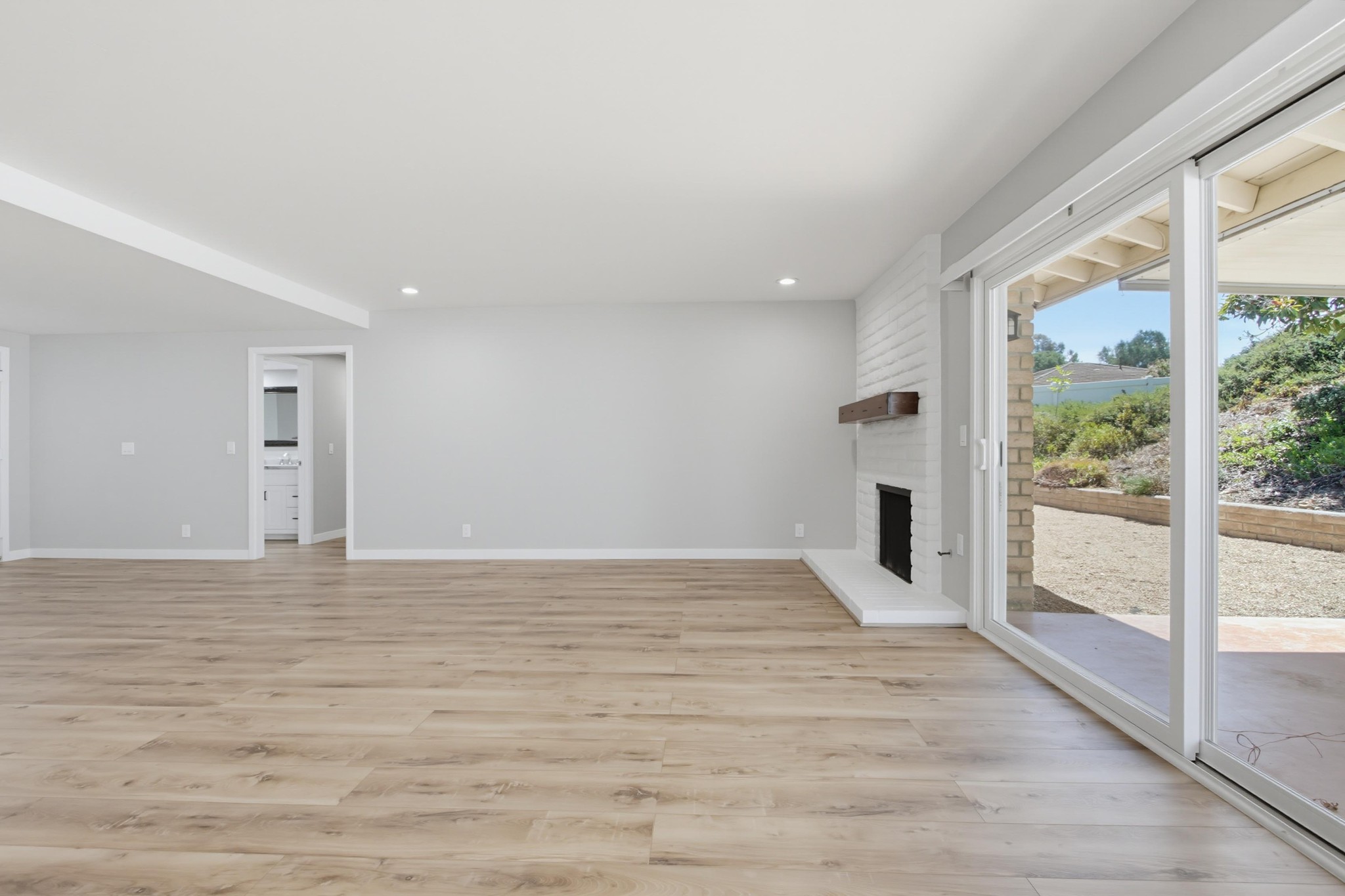 Virtual tour photo 12 of 51 for 1121 La Mirada Ave