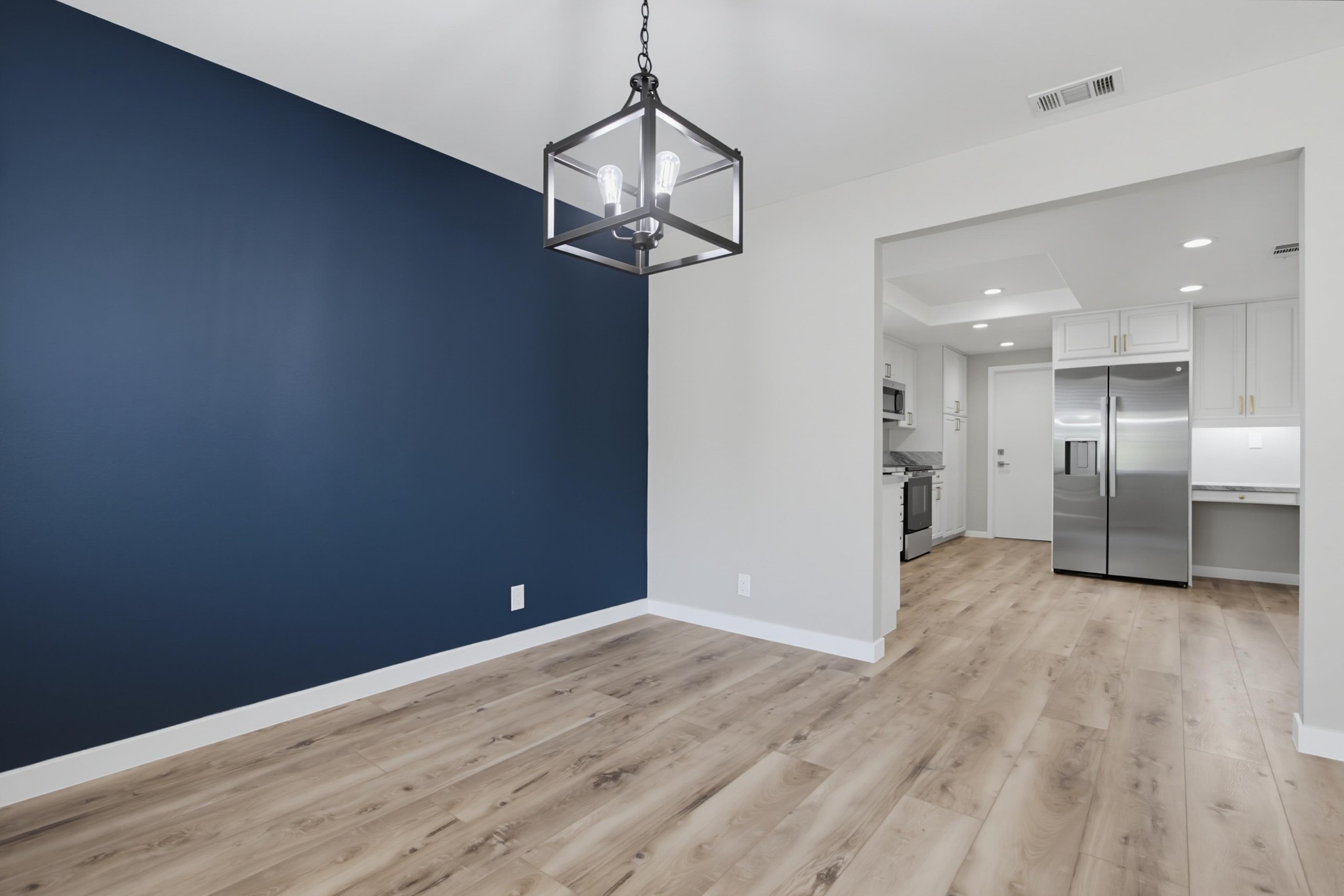 Virtual tour photo 17 of 51 for 1121 La Mirada Ave
