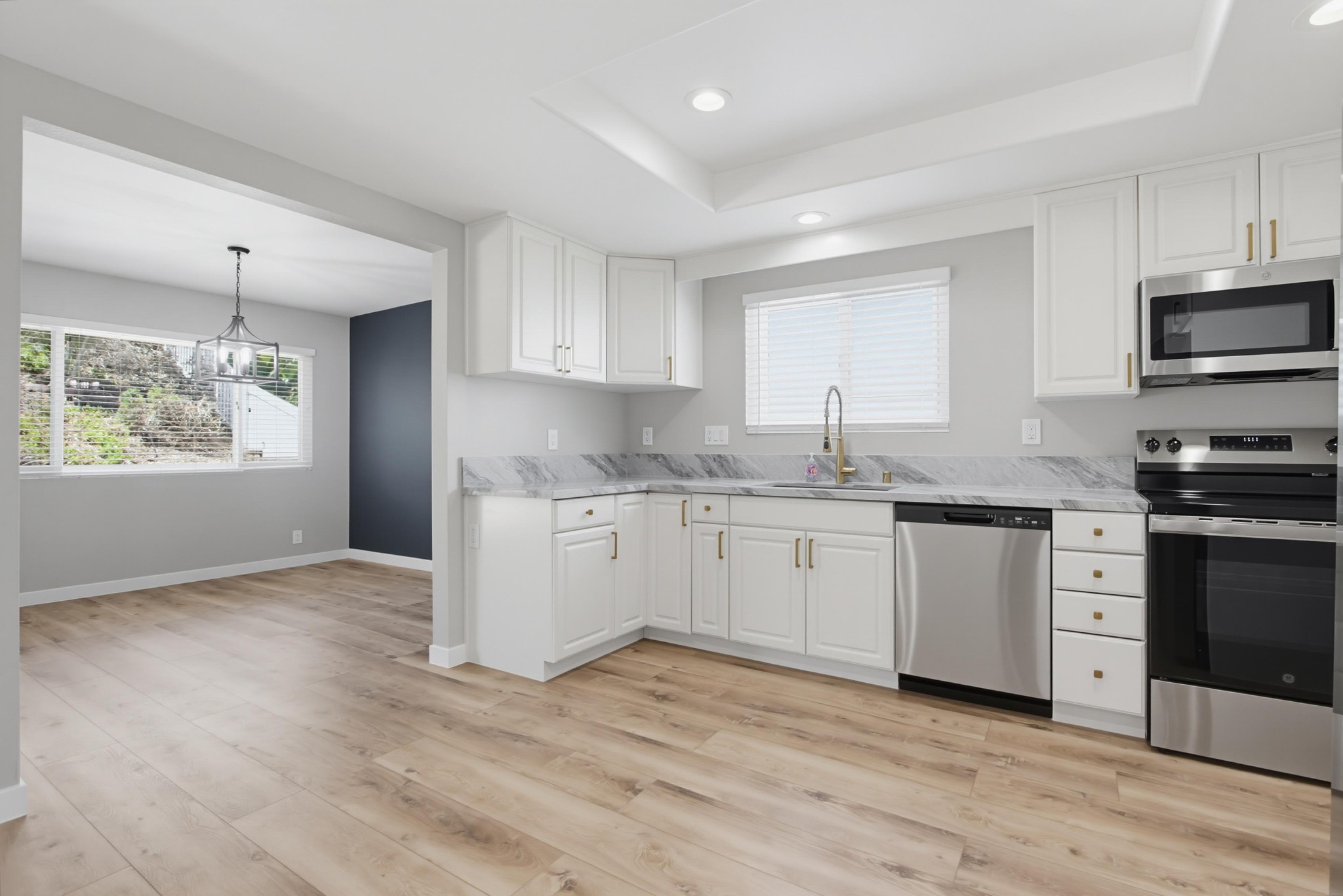 Virtual tour photo 19 of 51 for 1121 La Mirada Ave