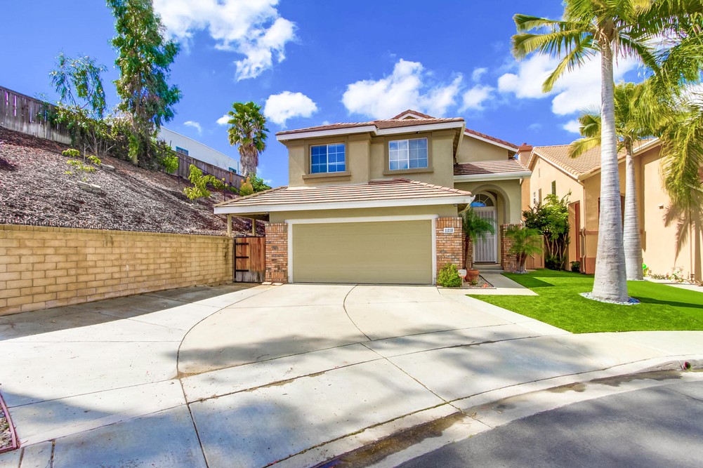 Virtual tour photo 3 of 74 for 11210 Hunter Green Ct