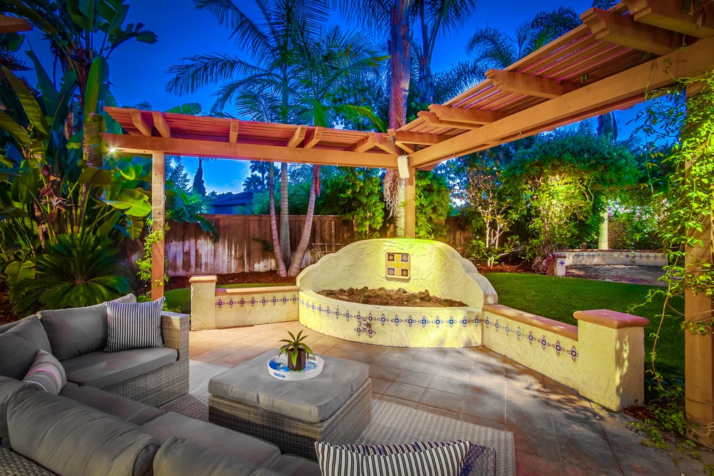 Virtual tour photo 9 of 77 for 11218 Walking Fern Cove