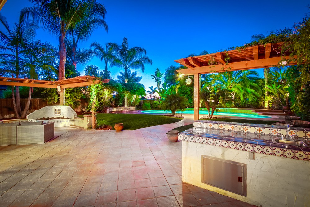 Virtual tour photo 11 of 77 for 11218 Walking Fern Cove