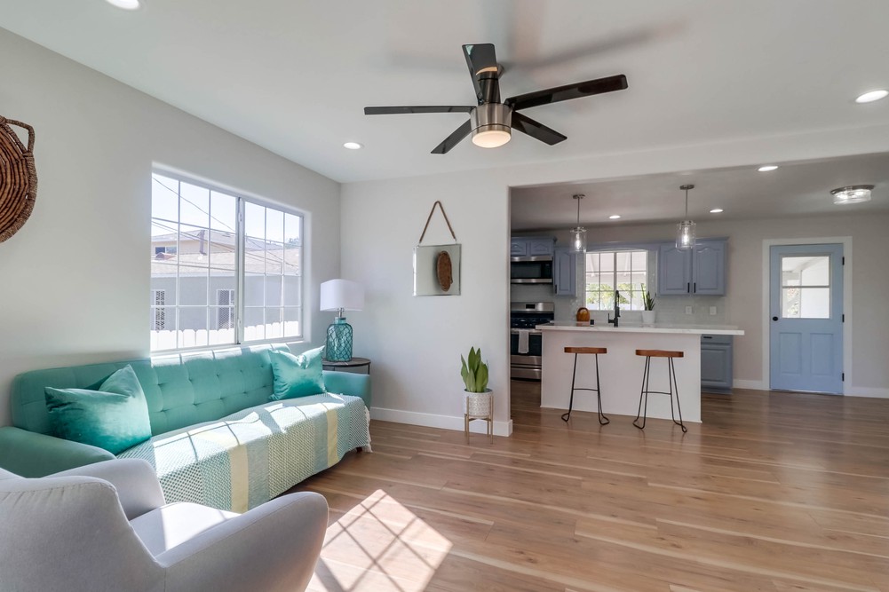 Virtual tour photo 10 of 47 for 1122 Elwood Ave