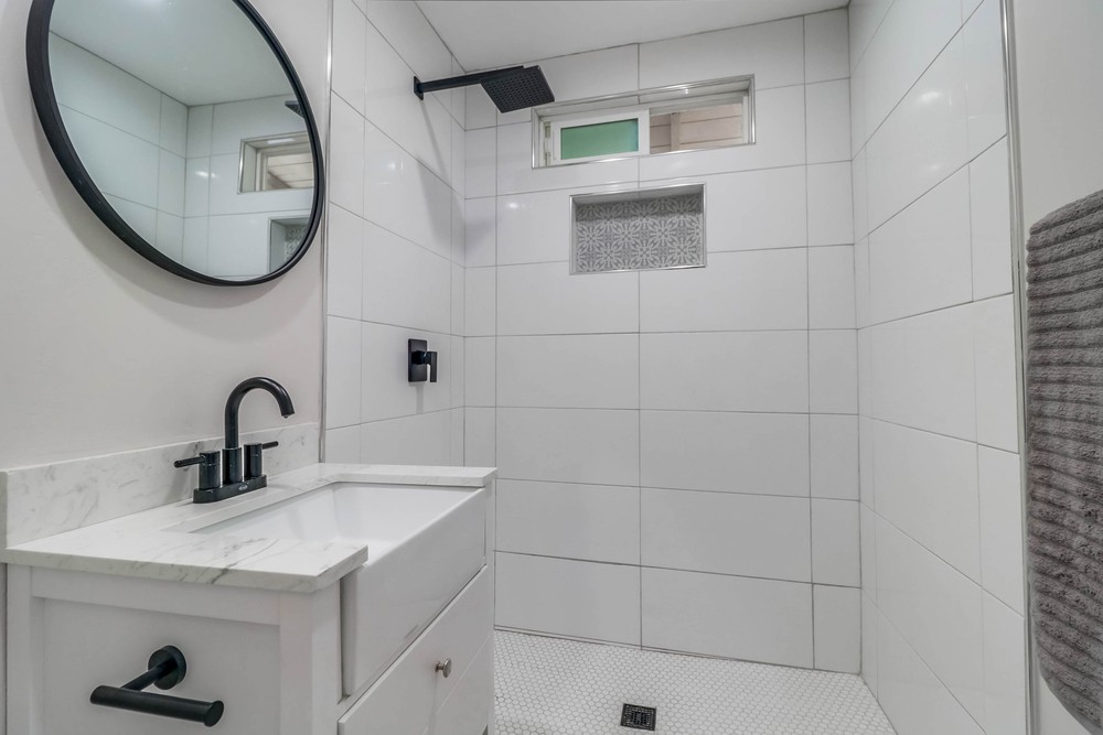 Virtual tour photo 36 of 47 for 1122 Elwood Ave