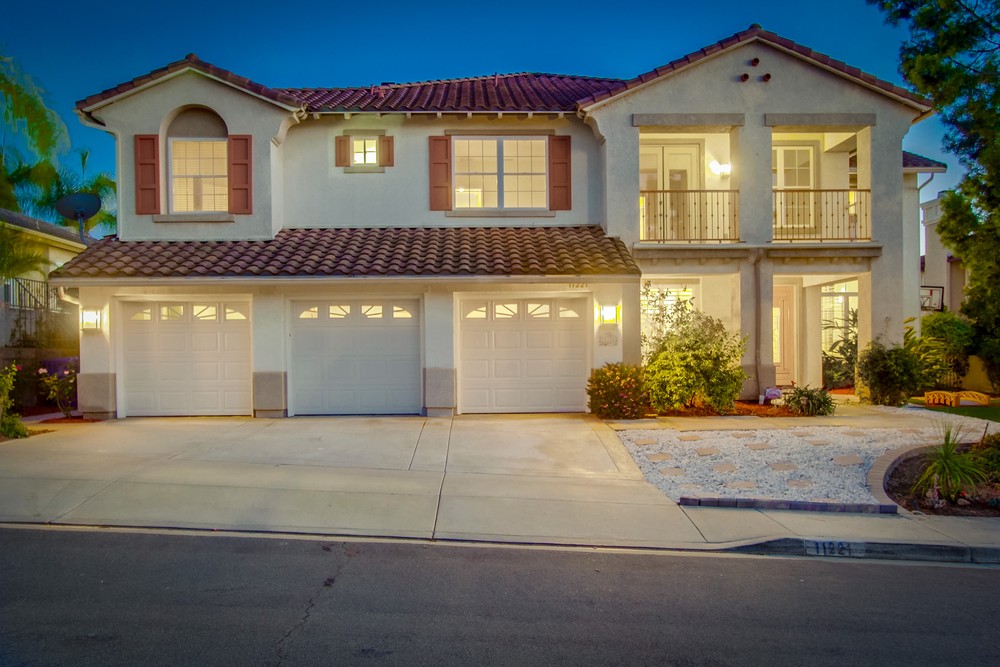 Virtual tour photo 3 of 98 for 11221 Gatemoore Way