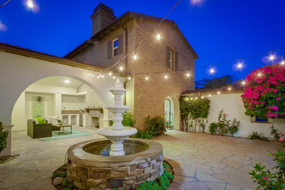 Virtual tour photo 7 of 100 for 11232 Deprise Cove