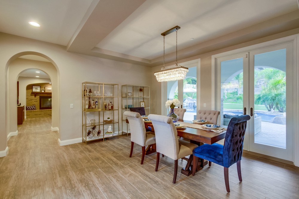 Virtual tour photo 24 of 100 for 11232 Deprise Cove