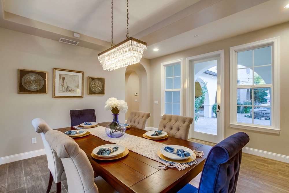 Virtual tour photo 26 of 100 for 11232 Deprise Cove