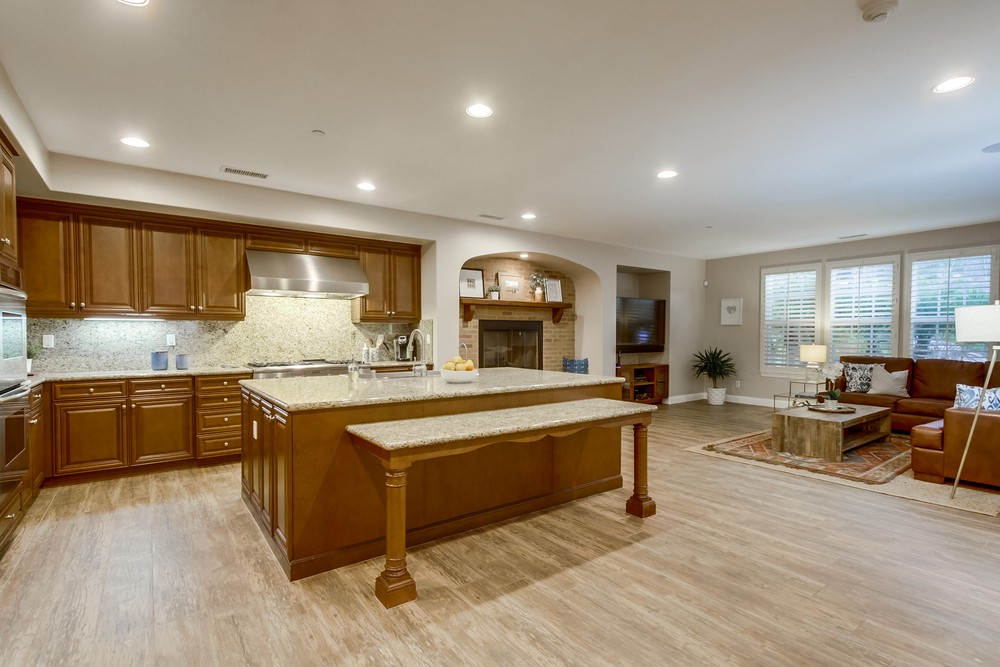 Virtual tour photo 32 of 100 for 11232 Deprise Cove