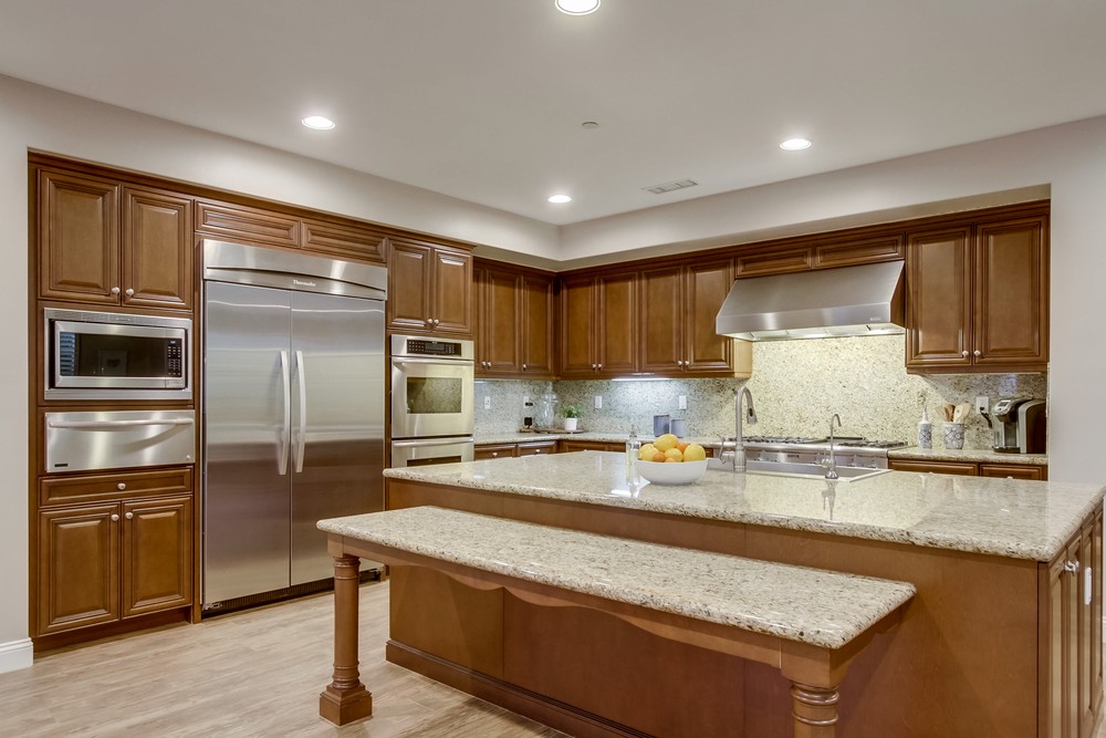 Virtual tour photo 33 of 100 for 11232 Deprise Cove