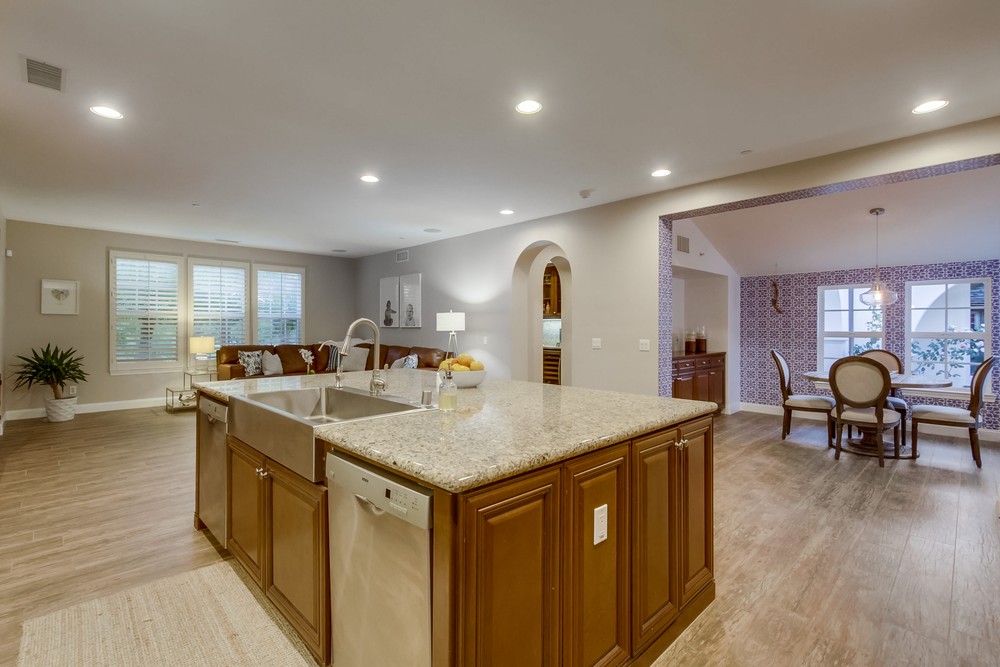 Virtual tour photo 35 of 100 for 11232 Deprise Cove