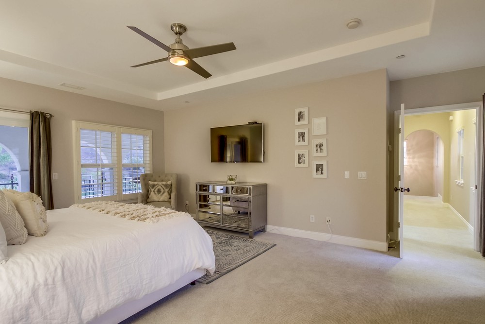 Virtual tour photo 41 of 100 for 11232 Deprise Cove