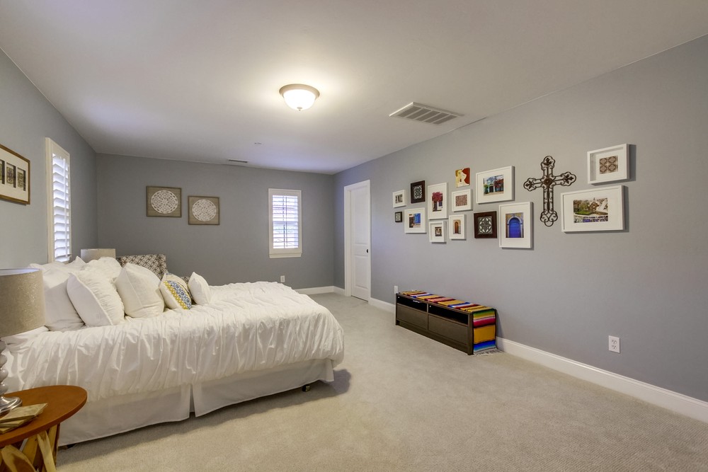 Virtual tour photo 50 of 100 for 11232 Deprise Cove