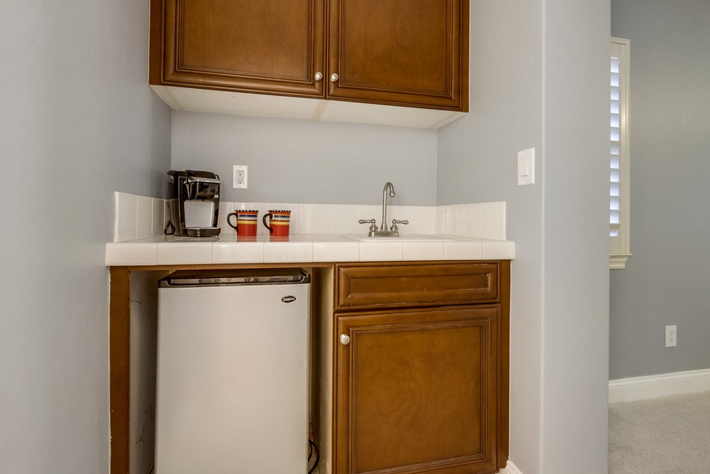 Virtual tour photo 53 of 100 for 11232 Deprise Cove