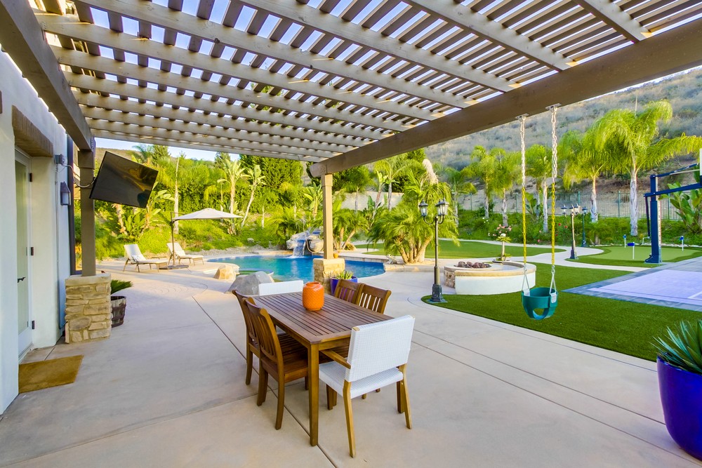 Virtual tour photo 77 of 100 for 11232 Deprise Cove