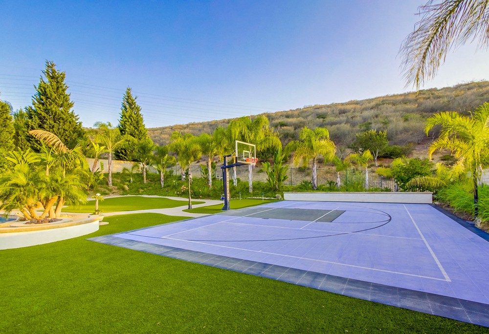 Virtual tour photo 94 of 100 for 11232 Deprise Cove