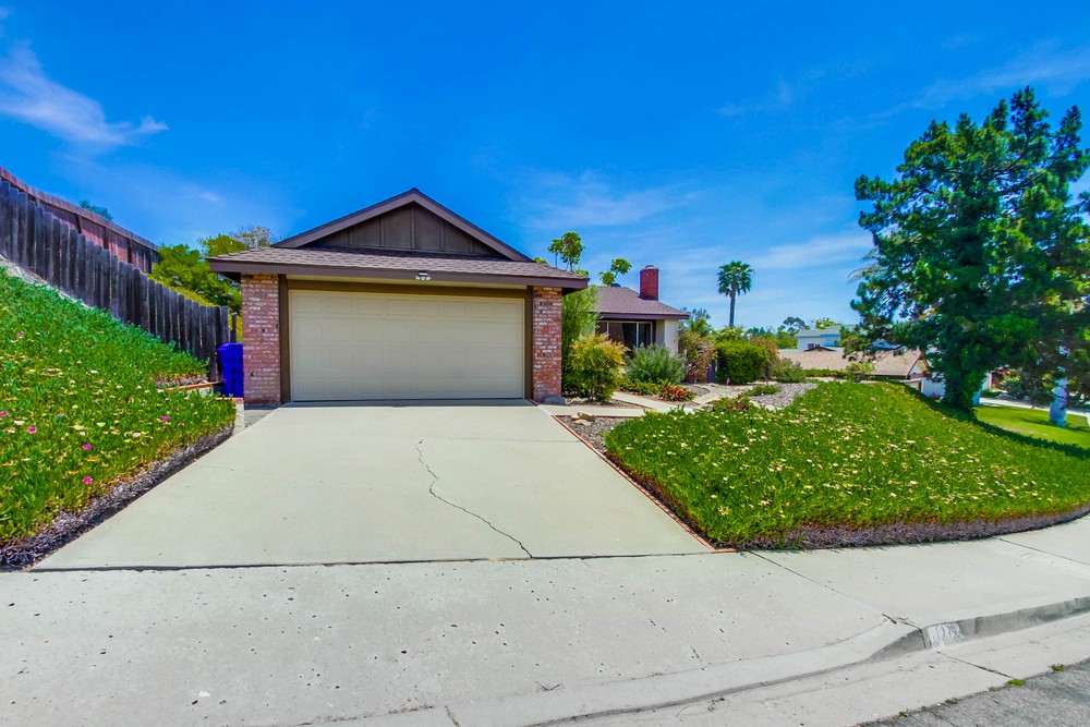 Virtual tour photo 5 of 53 for 11239 Linares St