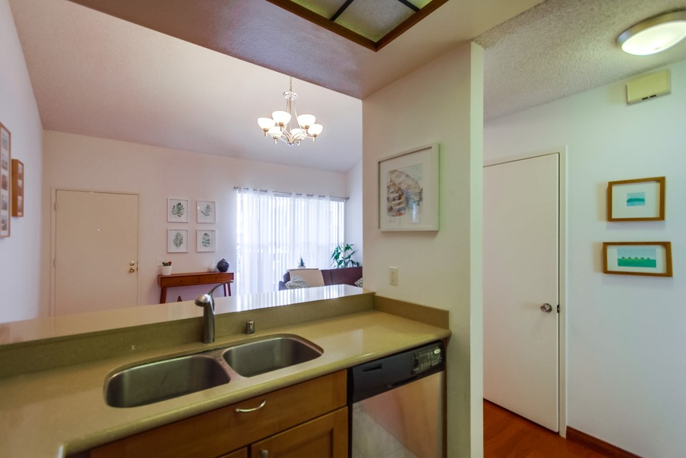 Virtual tour photo 21 of 31 for 1124 Eureka St #22