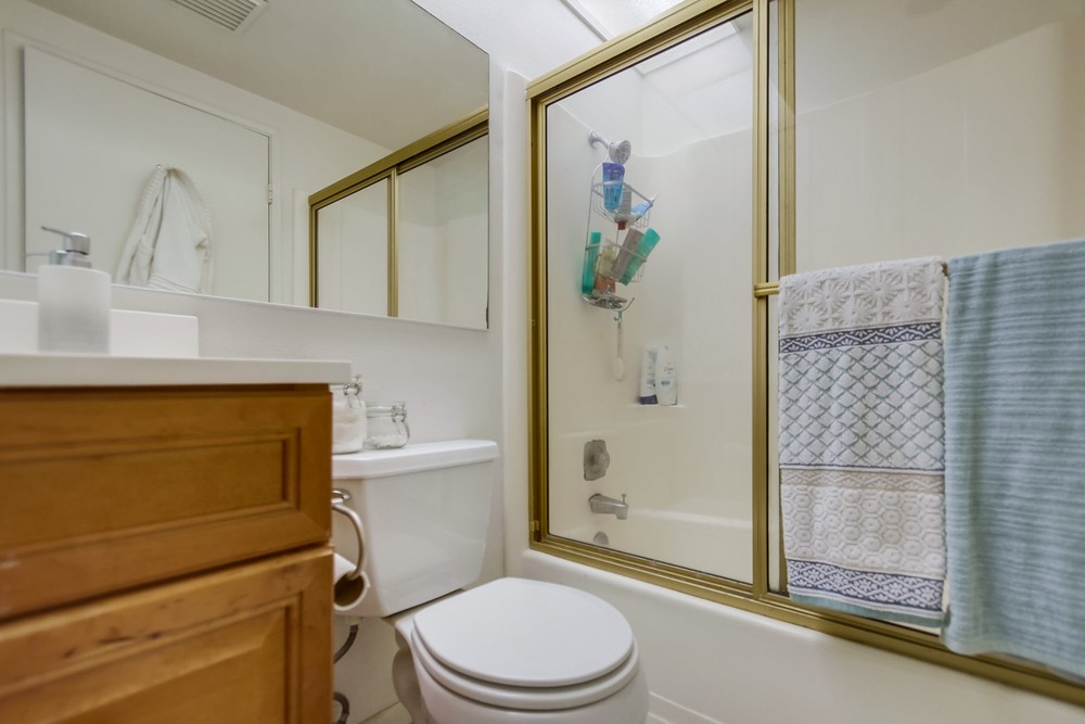 Virtual tour photo 27 of 31 for 1124 Eureka St #22