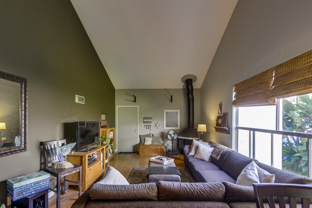 Virtual tour photo 9 of 32 for 1124 Eureka St #42