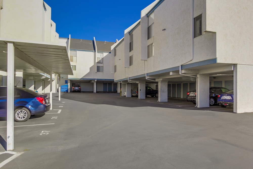 Virtual tour photo 30 of 32 for 1124 Eureka St #42