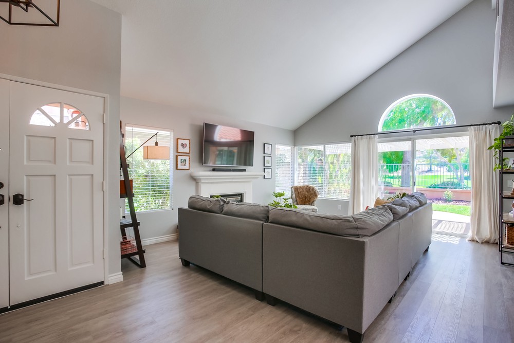 Virtual tour photo 10 of 61 for 11242 Caminito Corriente