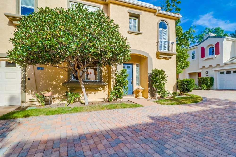 Virtual tour photo 4 of 48 for 11244 Carmel Creek Rd