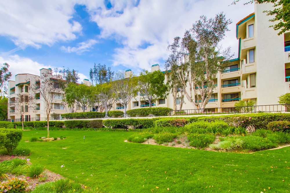 Virtual tour photo 1 of 47 for 11255 Tierrasanta Blvd #69