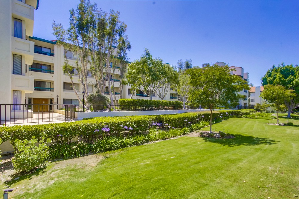 Virtual tour photo 4 of 43 for 11255 Tierrasanta Blvd #74