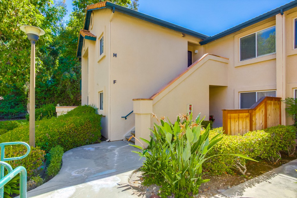Virtual tour photo 1 of 27 for 11259 Avenida De Los Lobos unit H