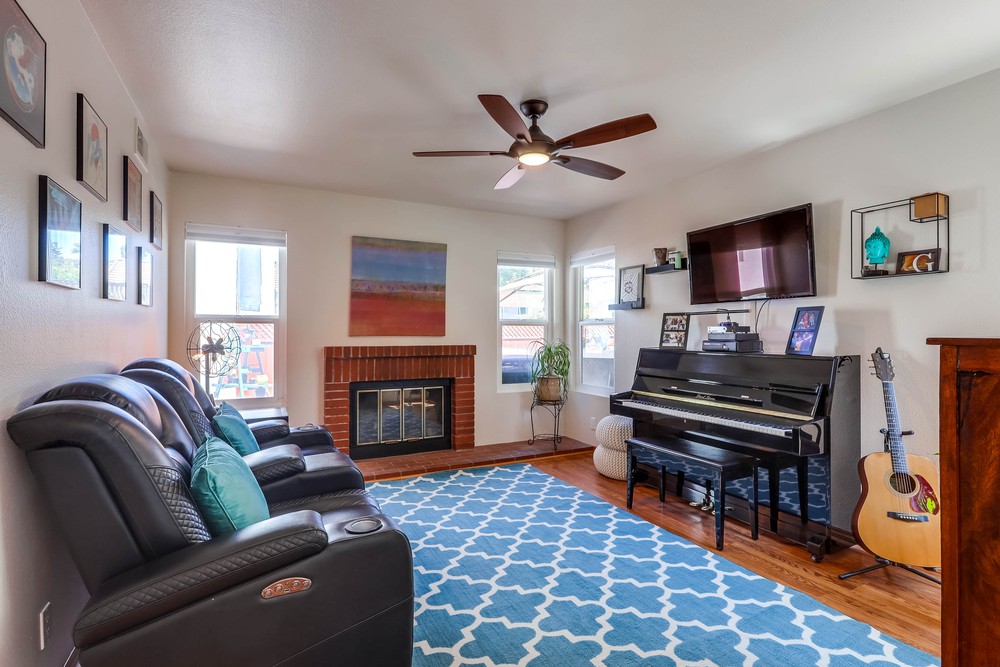 Virtual tour photo 16 of 46 for 11277 Redbud Ct