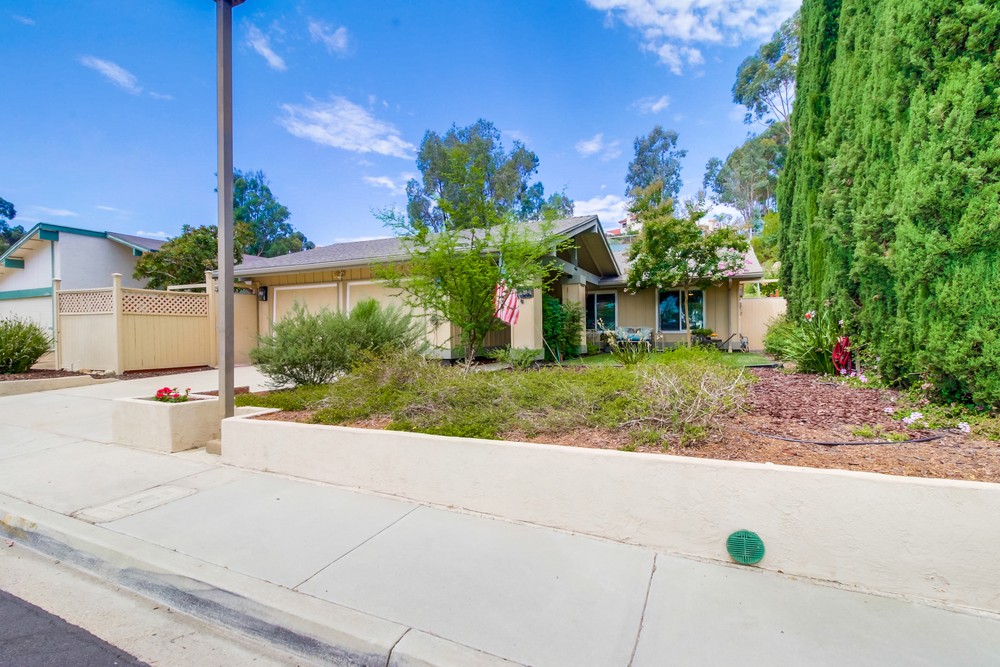 Virtual tour photo 4 of 45 for 11294 Red Cedar Dr
