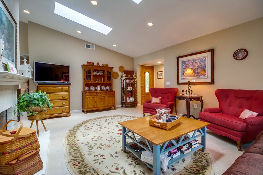 Virtual tour photo 11 of 45 for 11294 Red Cedar Dr