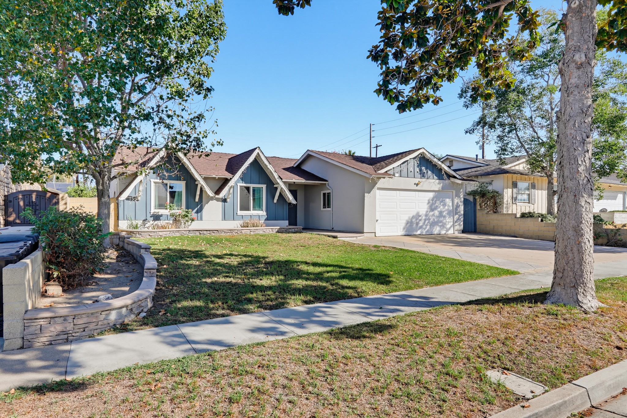 Virtual tour photo 3 of 55 for 113 W Wilken Way