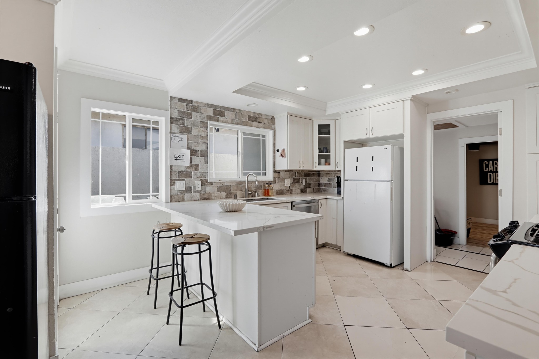 Virtual tour photo 15 of 55 for 113 W Wilken Way