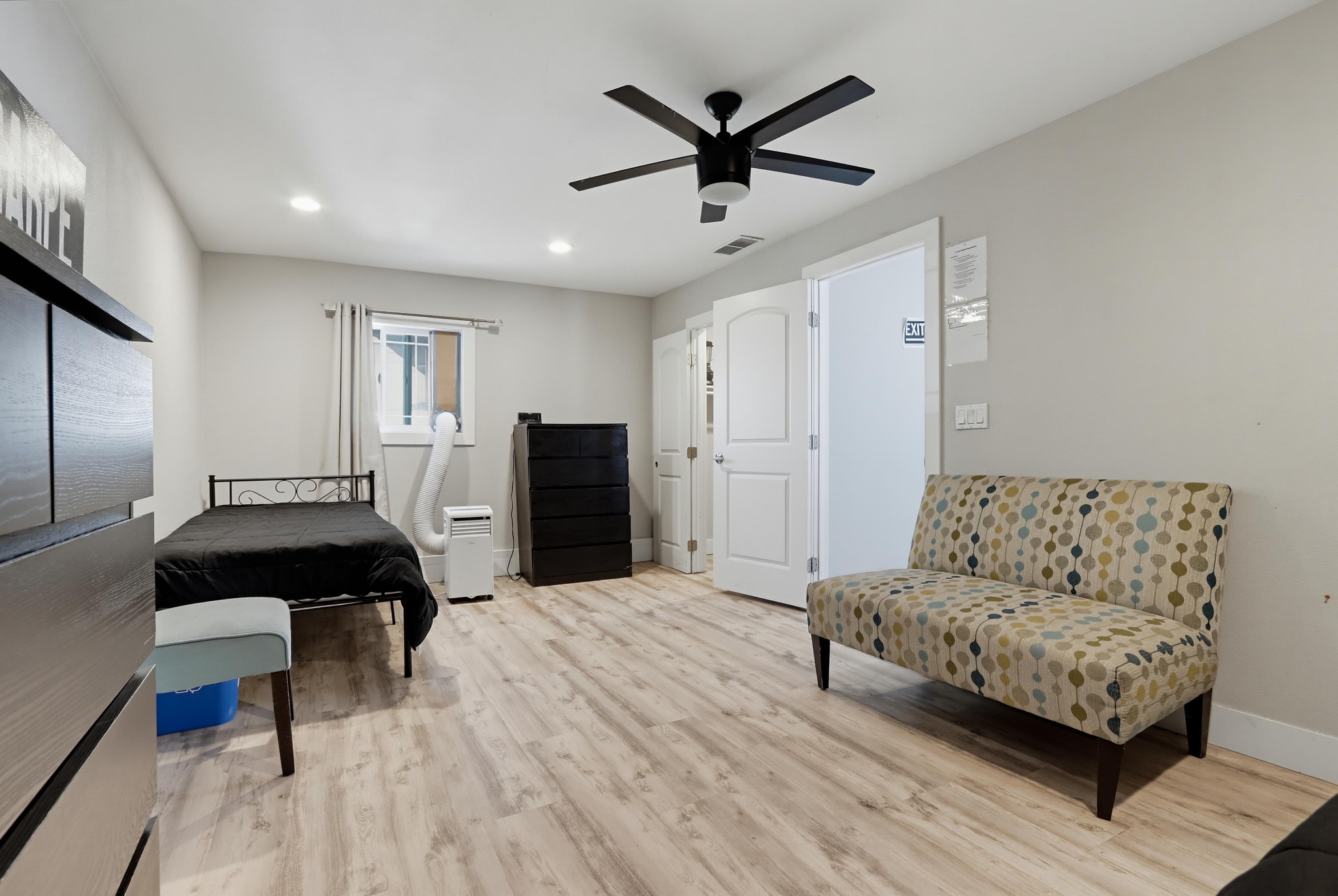 Virtual tour photo 29 of 55 for 113 W Wilken Way