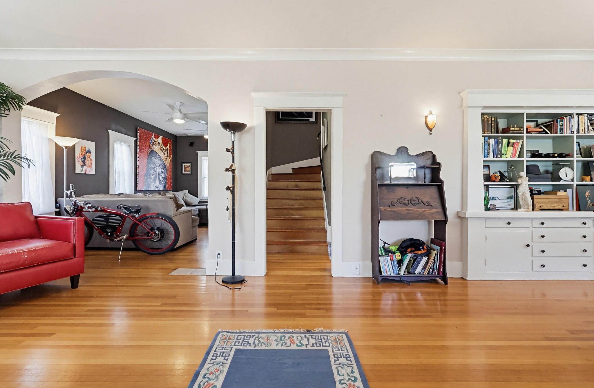 Virtual tour photo 9 of 52 for 1130 E Appleton St
