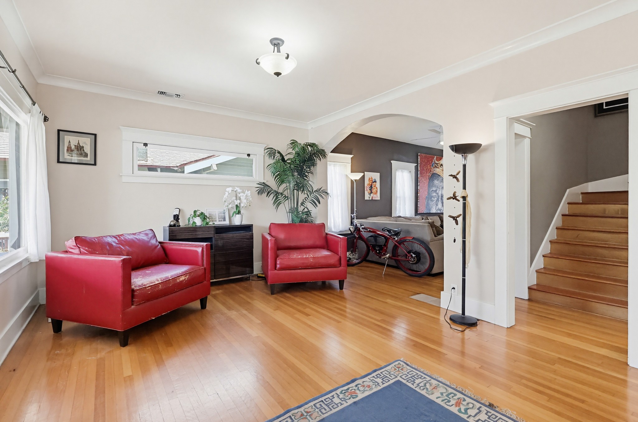 Virtual tour photo 11 of 52 for 1130 E Appleton St