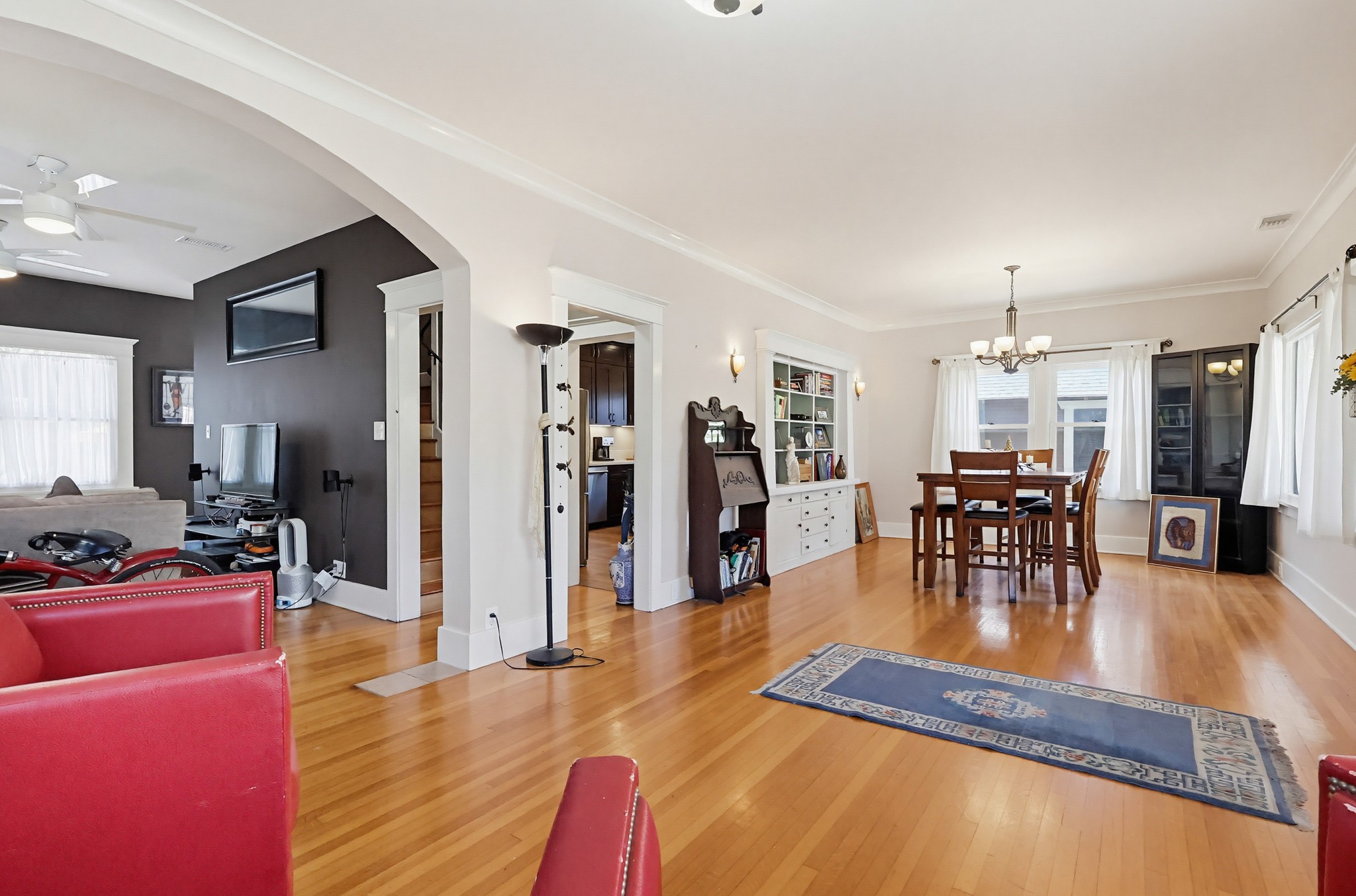Virtual tour photo 18 of 52 for 1130 E Appleton St