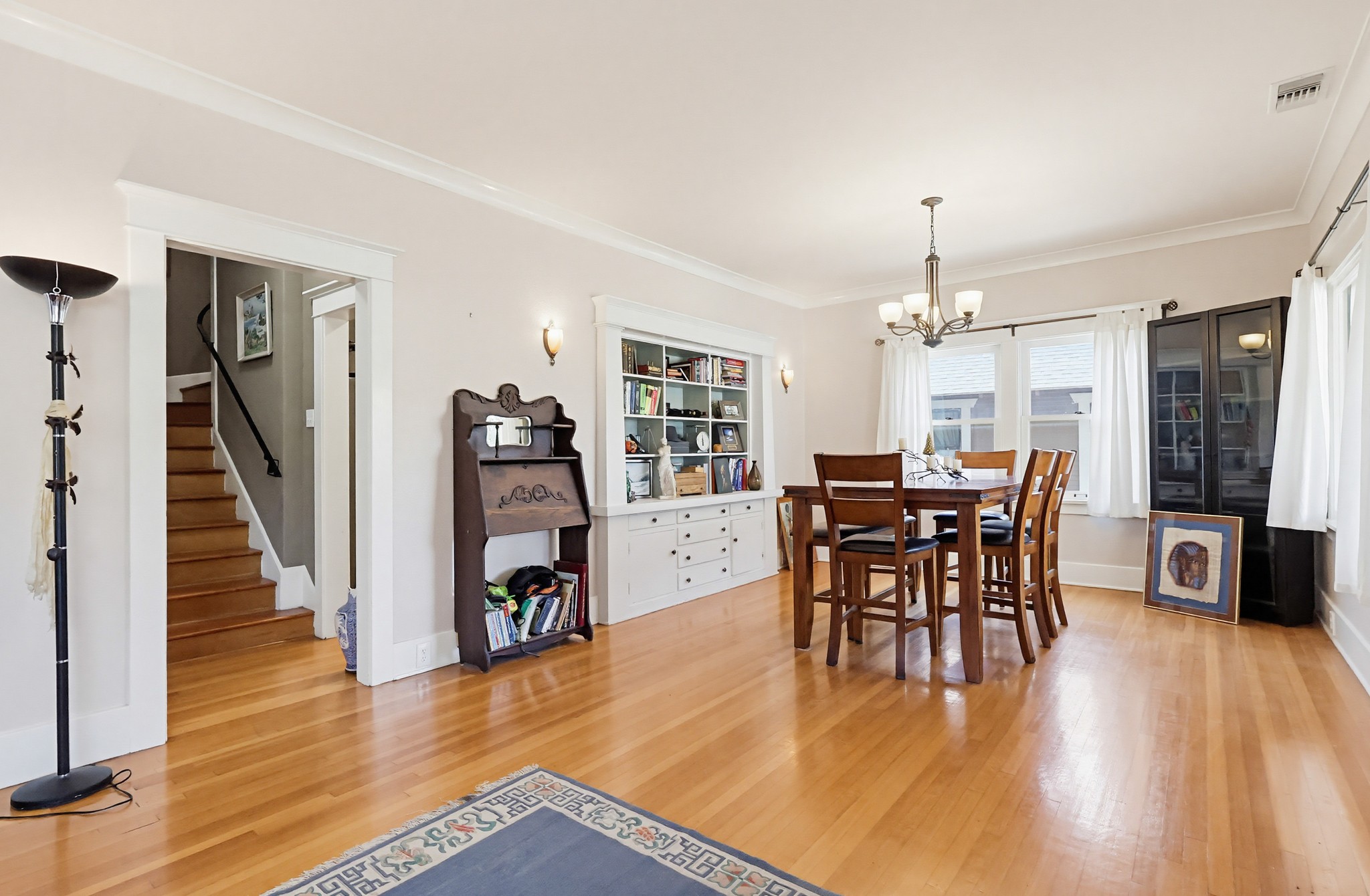 Virtual tour photo 13 of 52 for 1130 E Appleton St