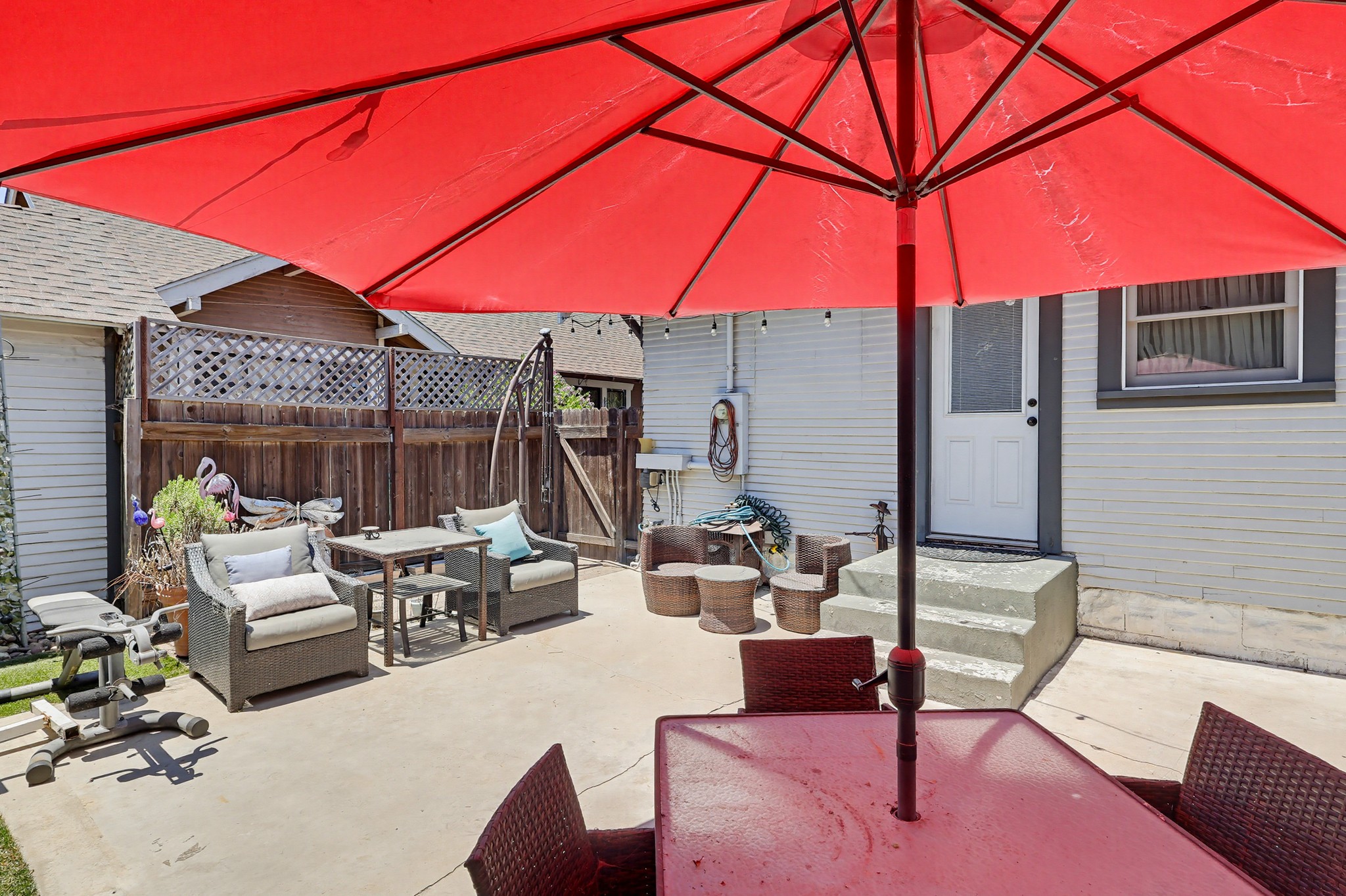 Virtual tour photo 46 of 52 for 1130 E Appleton St