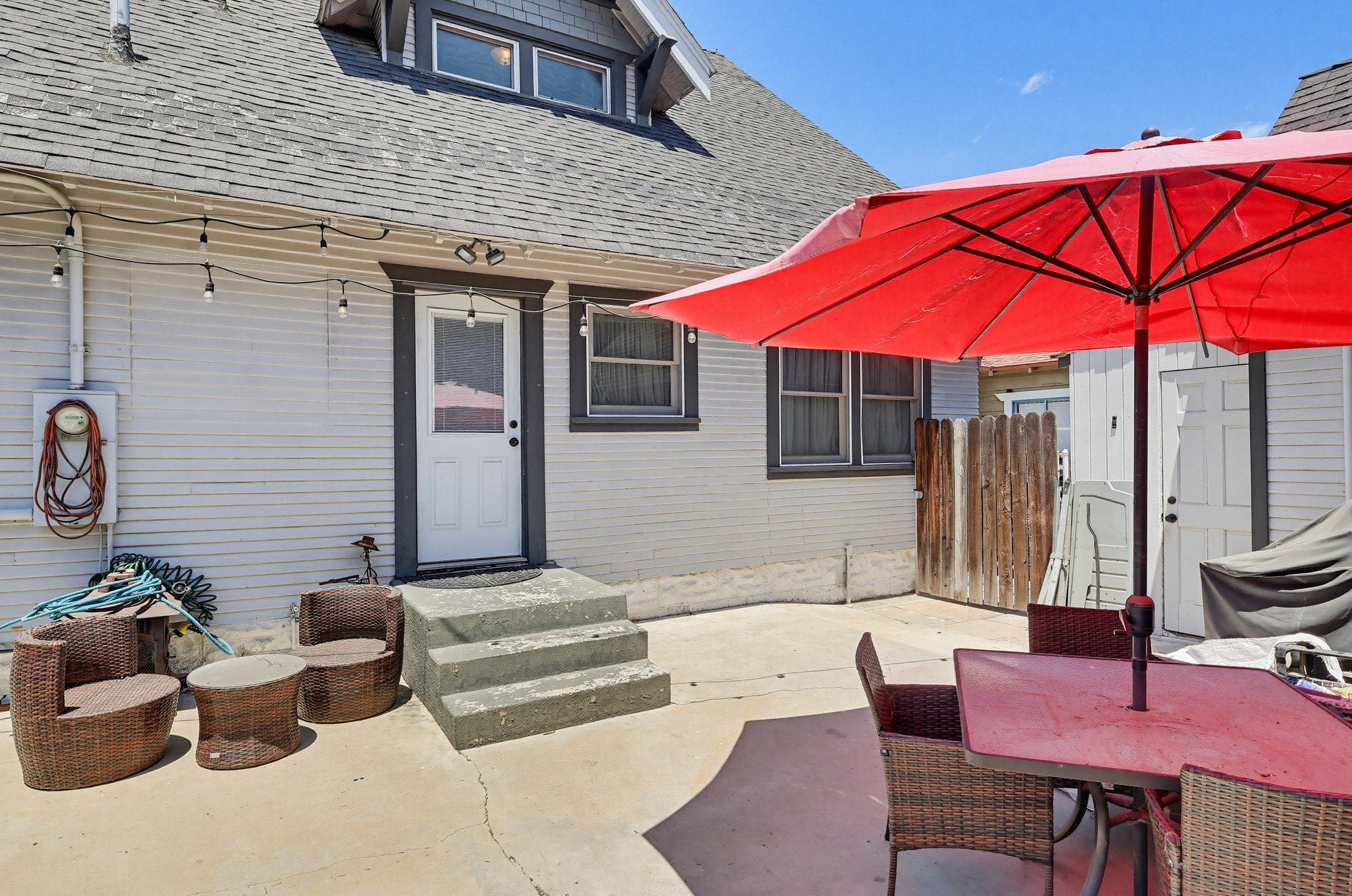 Virtual tour photo 47 of 52 for 1130 E Appleton St