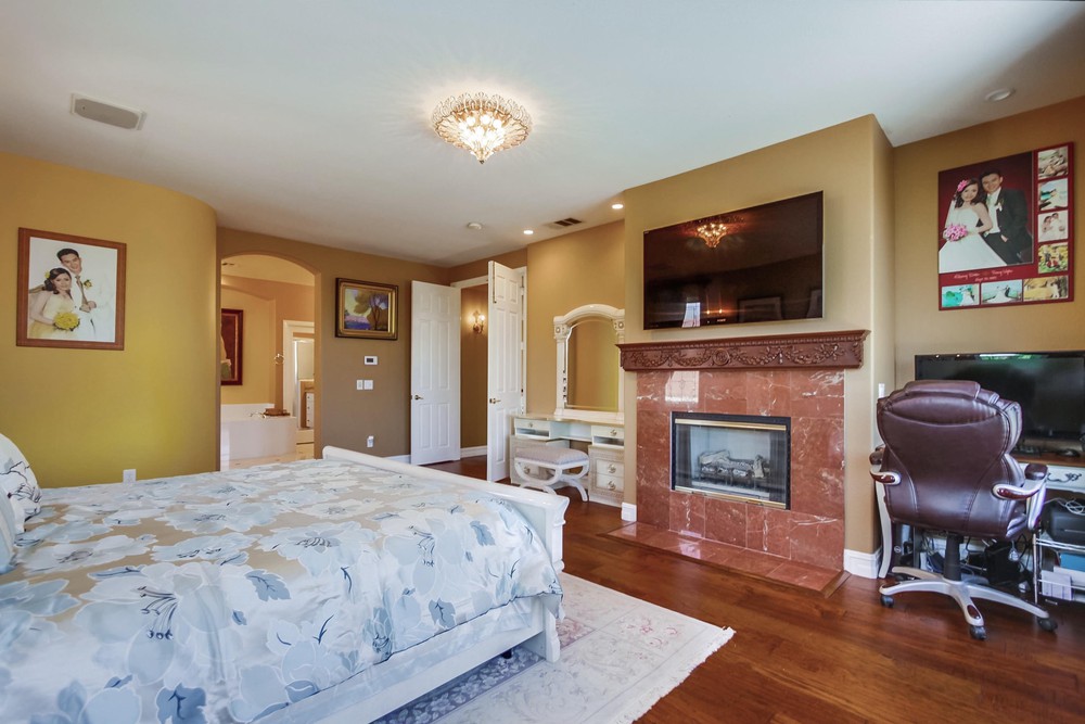 Virtual tour photo 45 of 86 for 11304 McBurney Ridge Ln