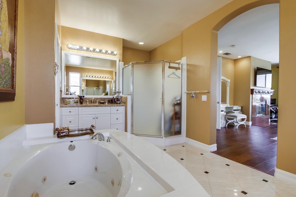 Virtual tour photo 48 of 86 for 11304 McBurney Ridge Ln