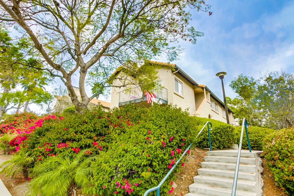 Virtual tour photo 3 of 33 for 11305 Avenida De Los Lobos b