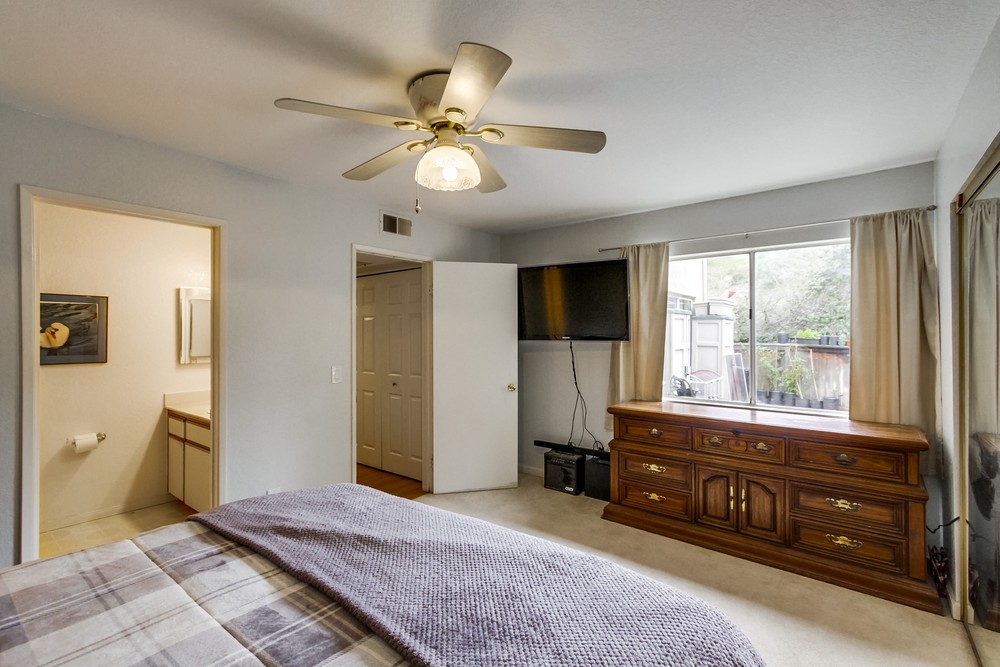 Virtual tour photo 17 of 33 for 11305 Avenida De Los Lobos b